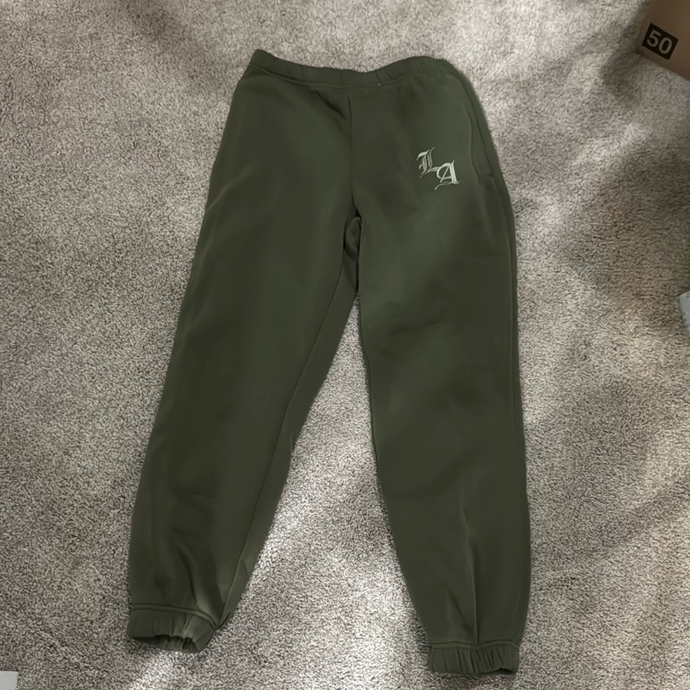 Green LA sweatpants